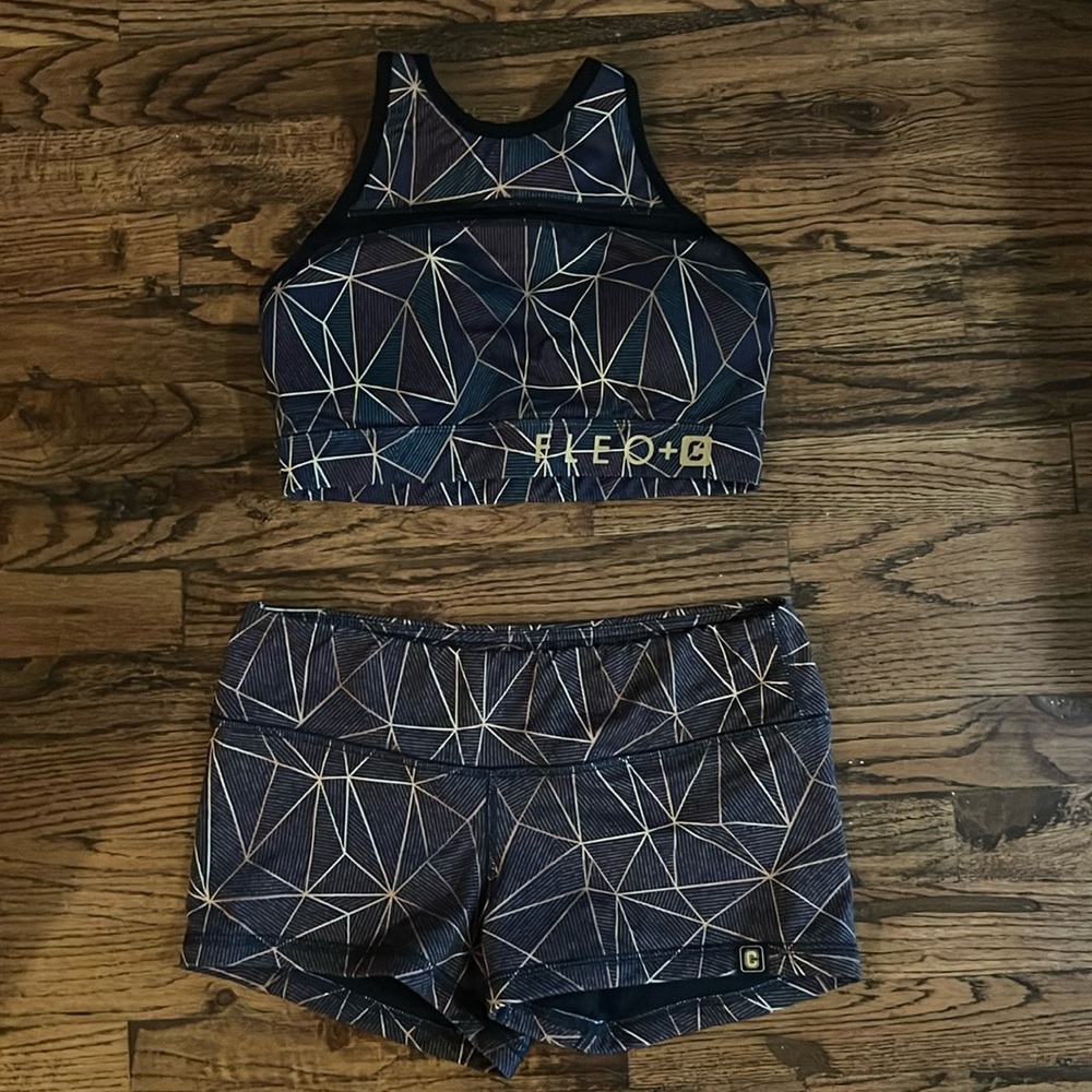 LIMITED EDITION FLEO x CHESTEE SET